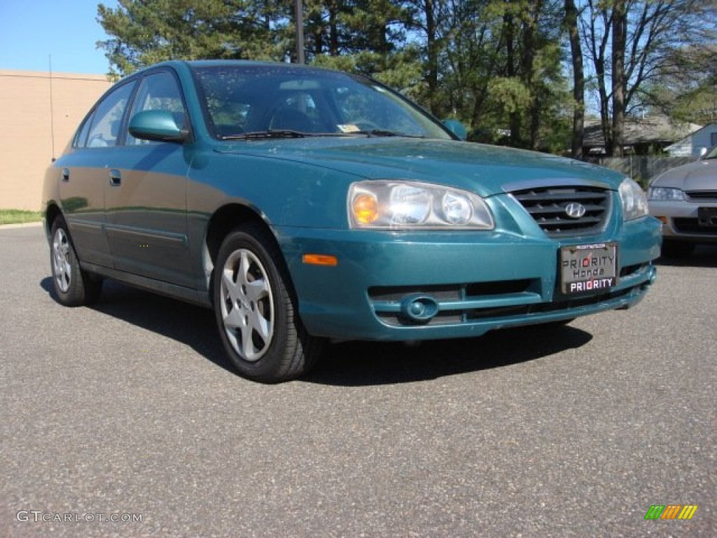 Spruce Green Hyundai Elantra