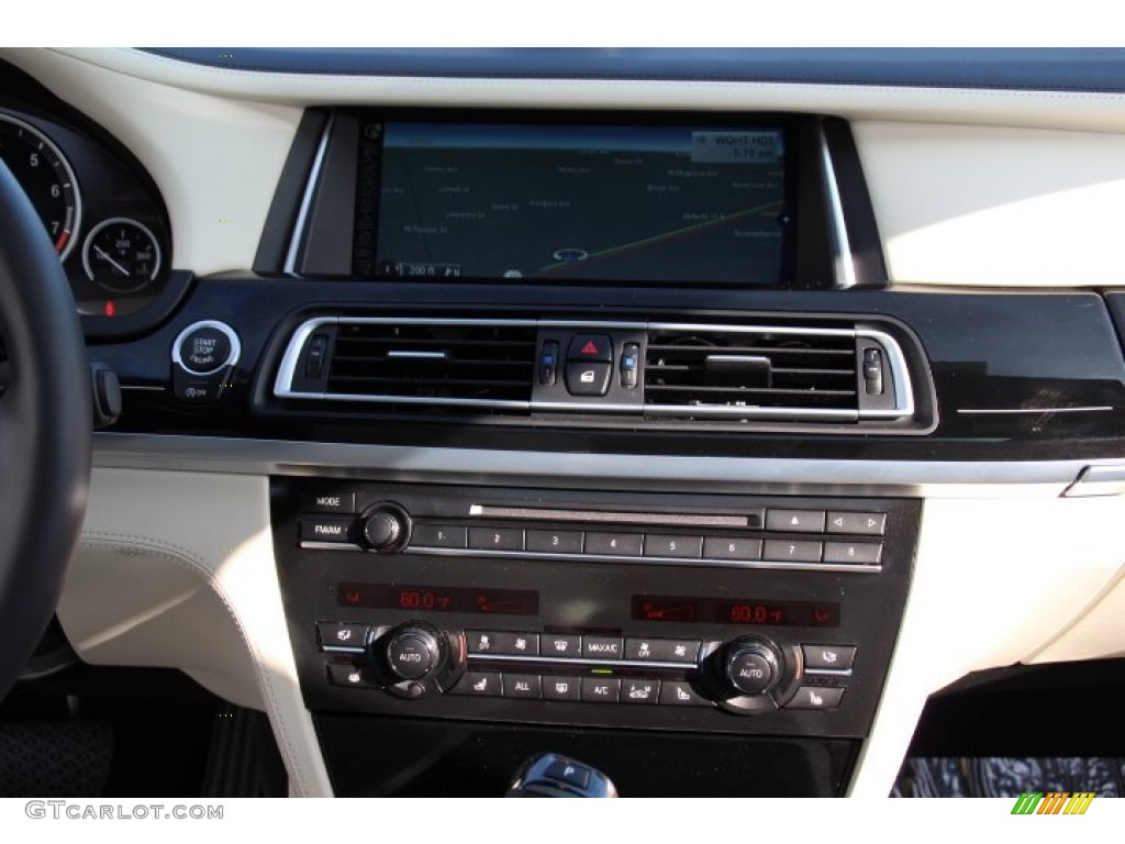 2013 BMW 7 Series 750Li xDrive Sedan Controls Photo #92600228