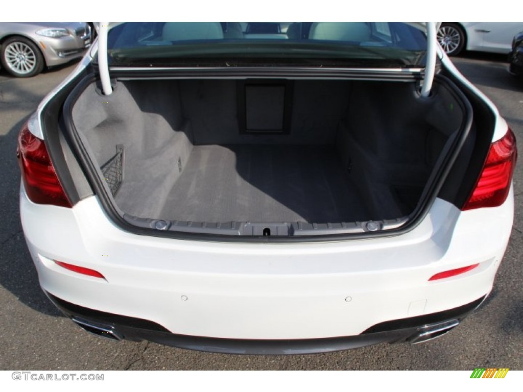 2013 BMW 7 Series 750Li xDrive Sedan Trunk Photo #92600375