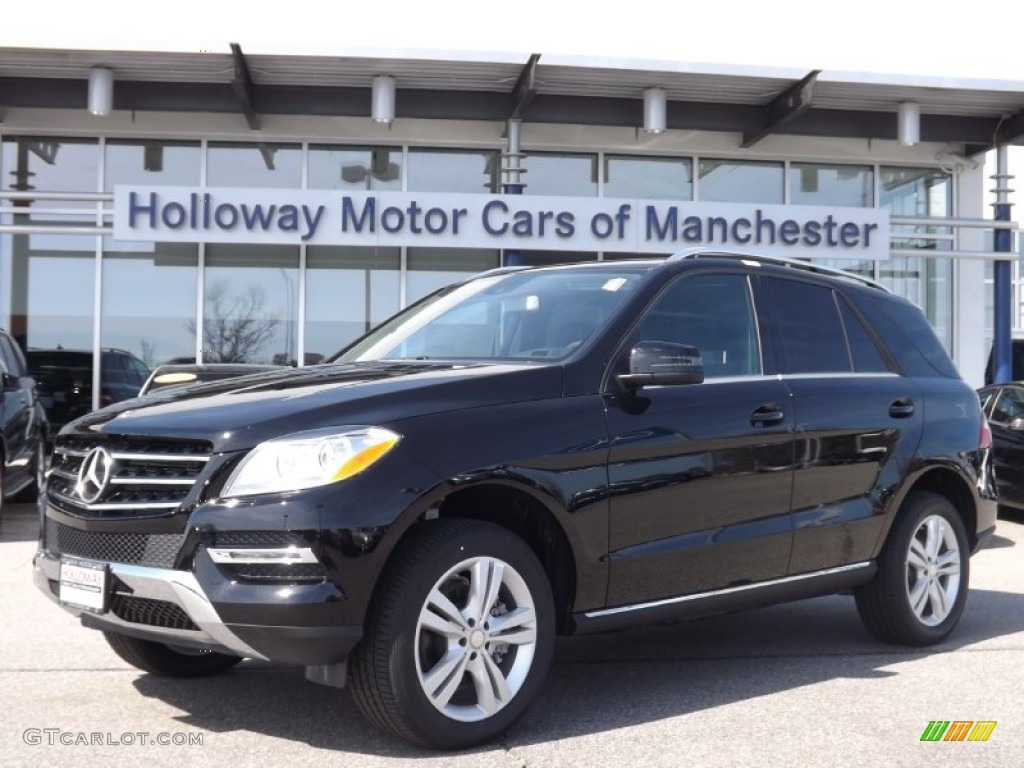 2014 ML 350 4Matic - Black / Black photo #1