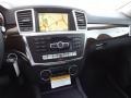 Black - ML 350 4Matic Photo No. 12