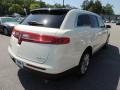 2013 Crystal Champagne Lincoln MKT FWD  photo #12