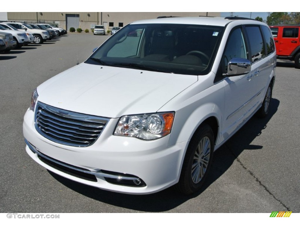 2014 Town & Country Touring-L - Bright White / Dark Frost Beige/Medium Frost Beige photo #1