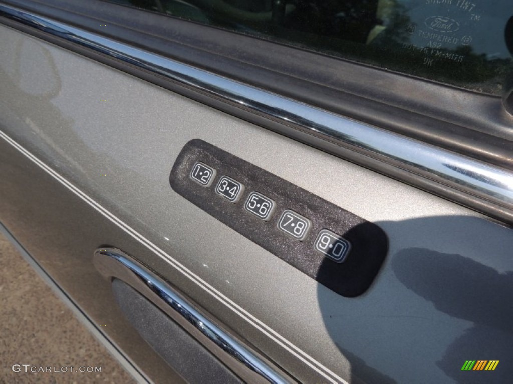 2000 Grand Marquis GS - Medium Grey Metallic / Light Graphite photo #3