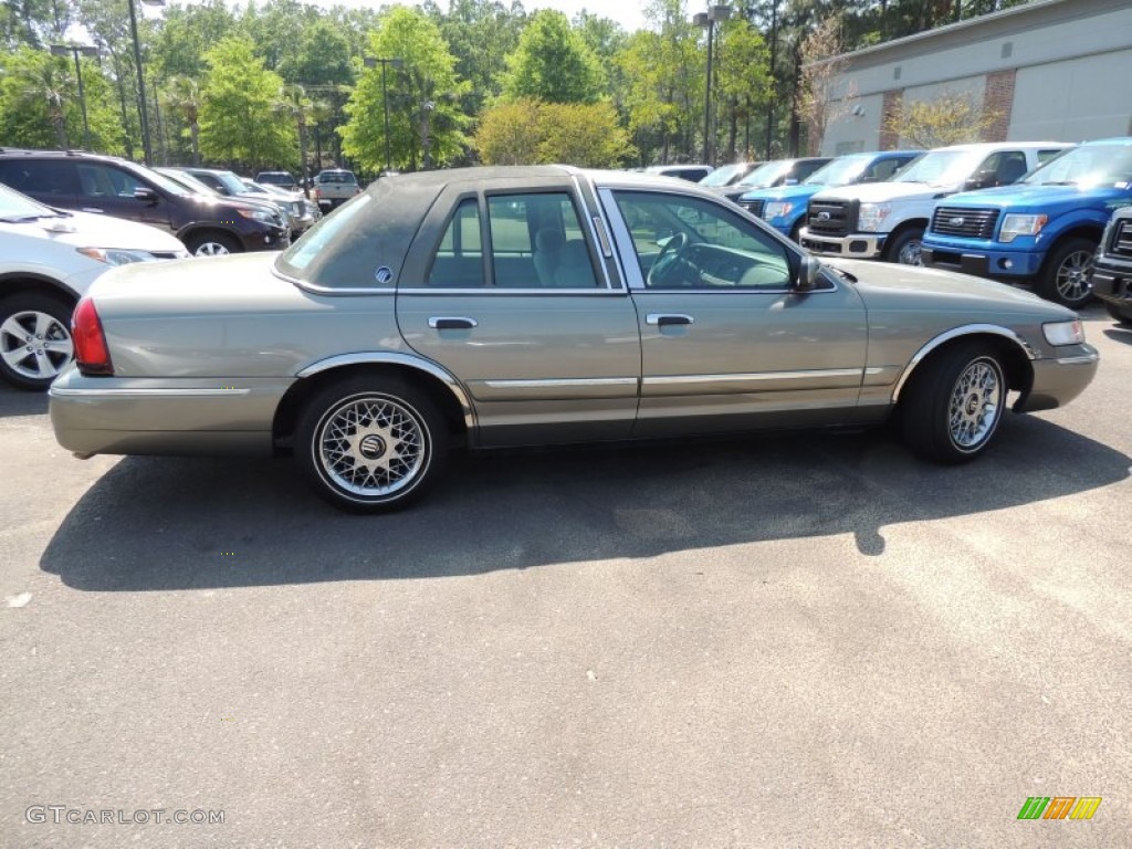 2000 Grand Marquis GS - Medium Grey Metallic / Light Graphite photo #13