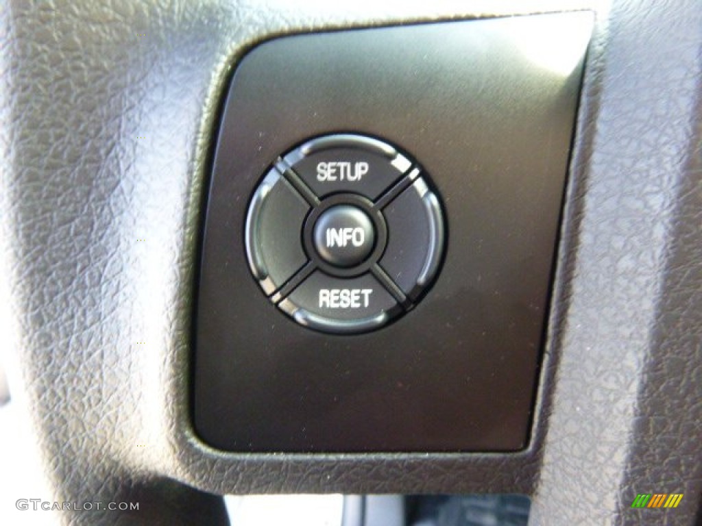 2015 Ford F450 Super Duty XL Regular Cab Chassis Controls Photo #92609105