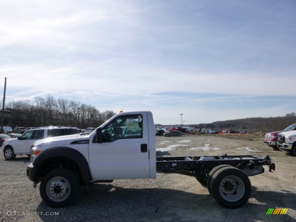 2015 F450 Super Duty XL Regular Cab Chassis - Oxford White / Steel photo #5