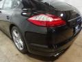 Black - Panamera V6 Photo No. 12