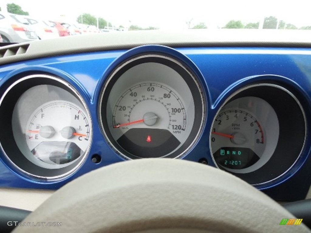 2008 PT Cruiser Touring Convertible - Deep Water Blue Pearl / Pastel Pebble Beige photo #16