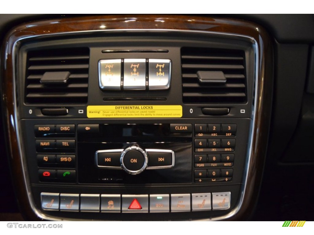 2014 Mercedes-Benz G 63 AMG Controls Photo #92615615