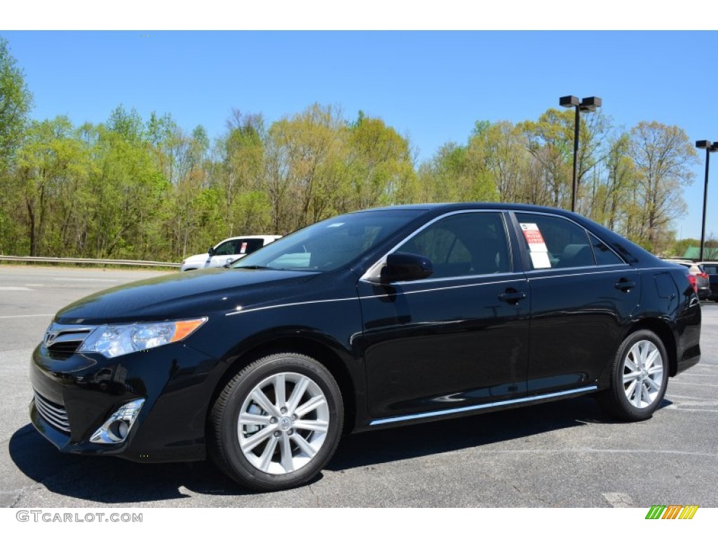 2014 Camry XLE - Attitude Black Metallic / Ash photo #3