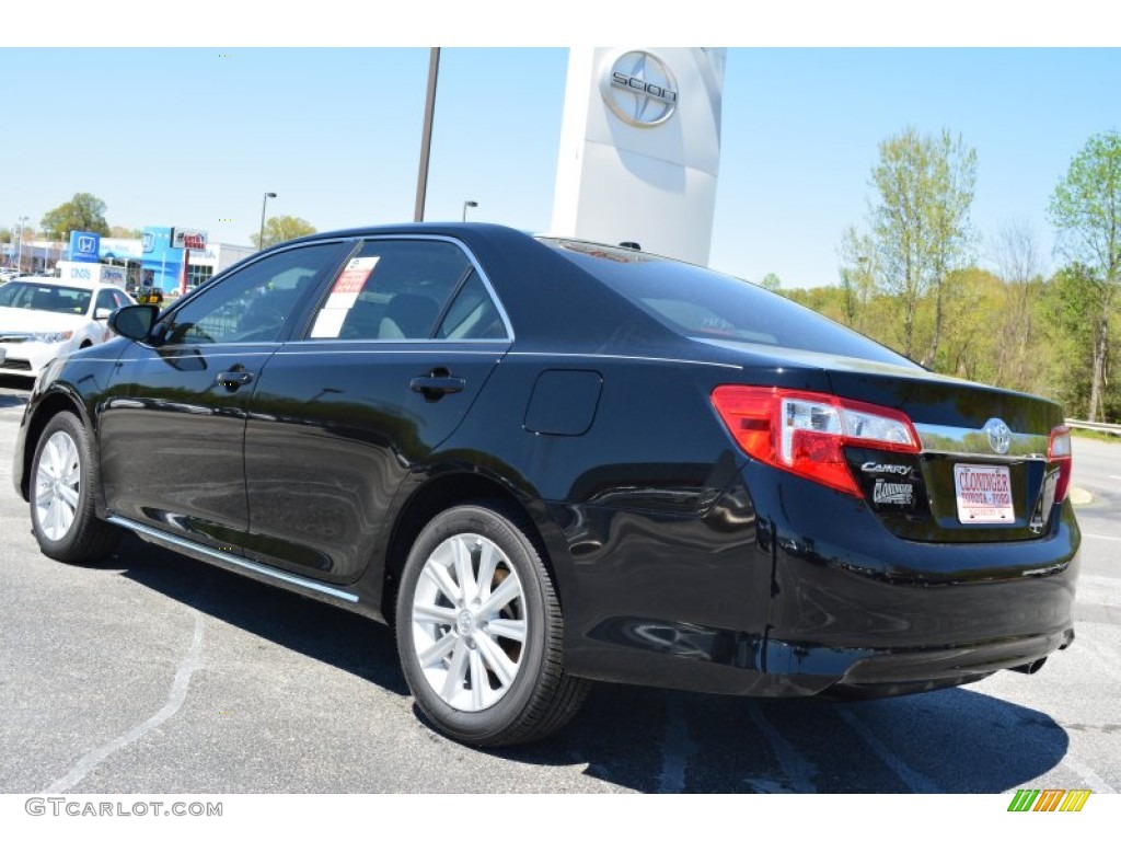 2014 Camry XLE - Attitude Black Metallic / Ash photo #25
