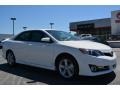 Super White - Camry SE Photo No. 1