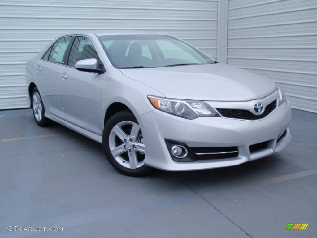 2014 Camry SE - Classic Silver Metallic / Black photo #2