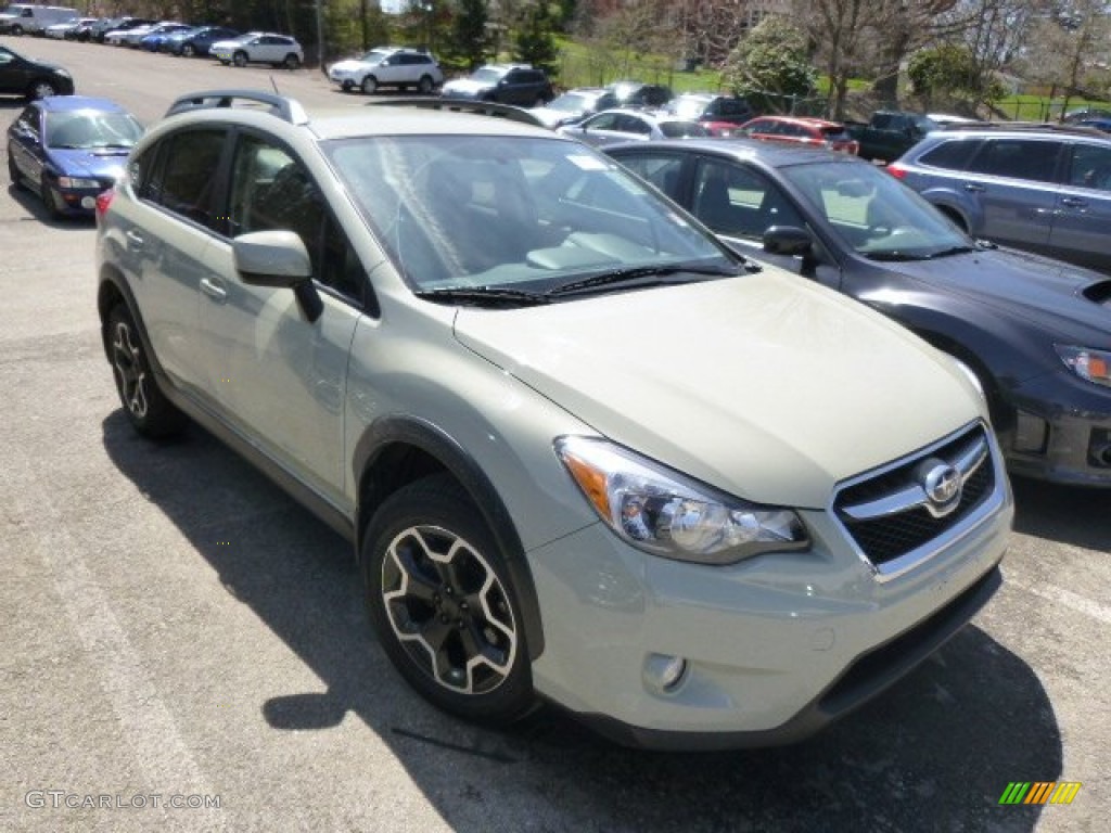 2013 XV Crosstrek 2.0 Premium - Desert Khaki / Black photo #1
