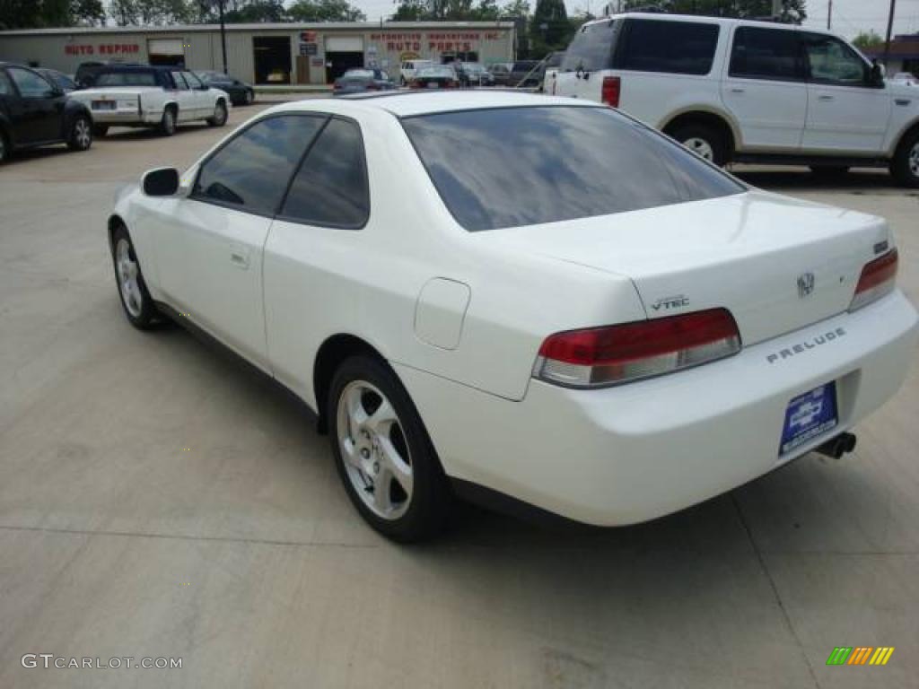 2001 Prelude  - Premium White Pearl / Black photo #6