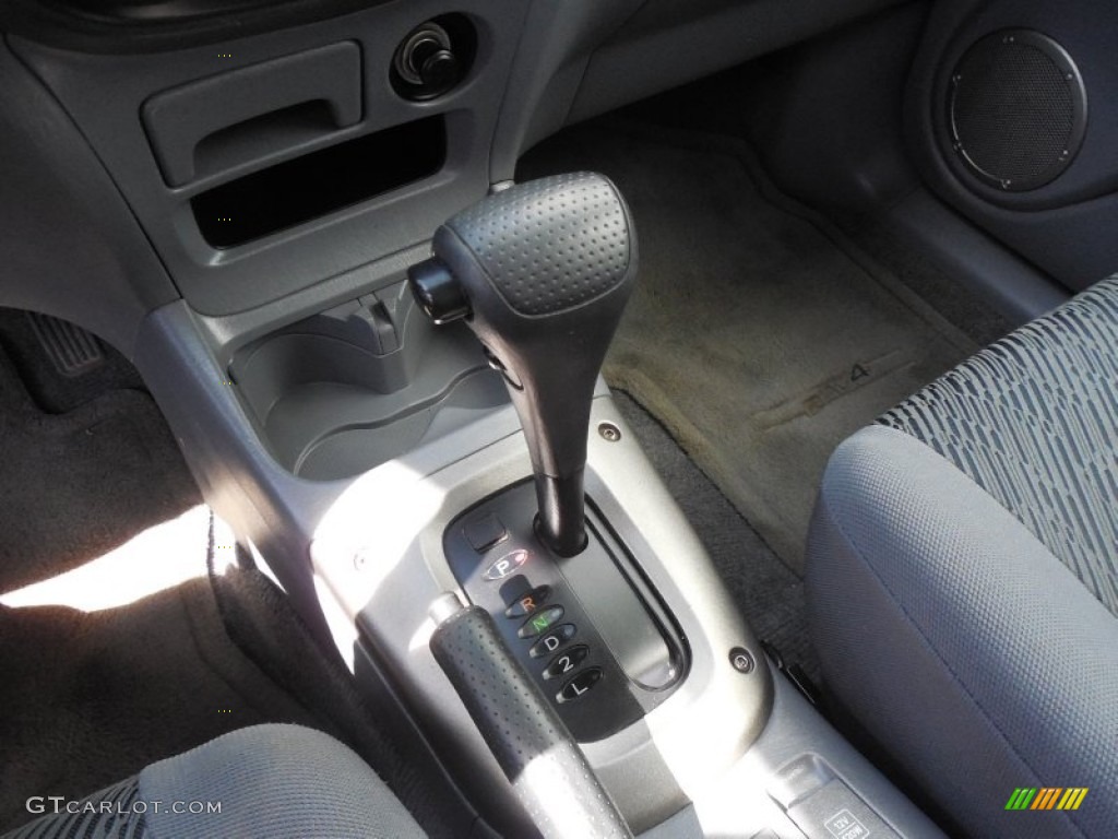 2003 RAV4 4WD - Rainforest Green Pearl / Gray photo #16