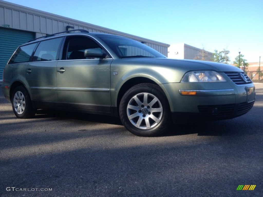 2003 Passat GLS Wagon - Fresco Green Metallic / Black photo #3