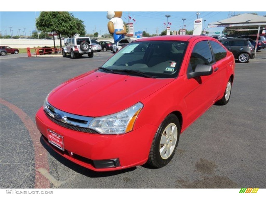 2008 Focus S Coupe - Vermillion Red / Medium Stone photo #3