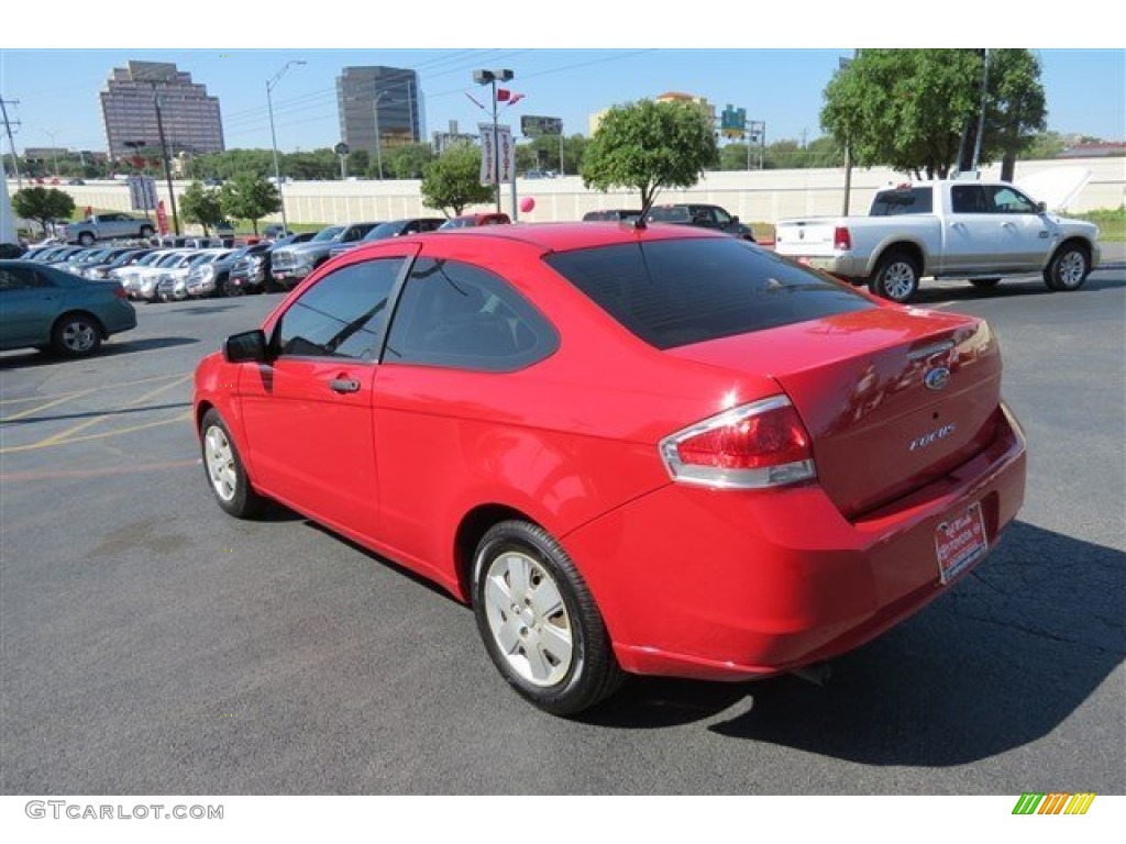2008 Focus S Coupe - Vermillion Red / Medium Stone photo #5