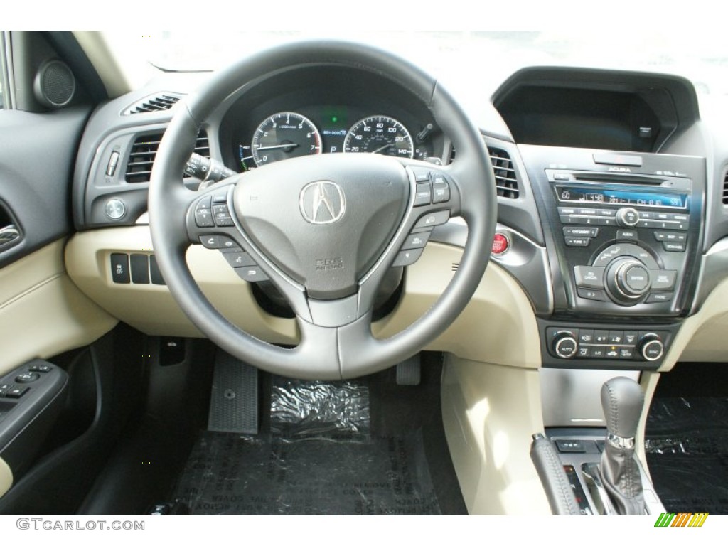 2014 Acura ILX Hybrid Technology Steering Wheel Photos