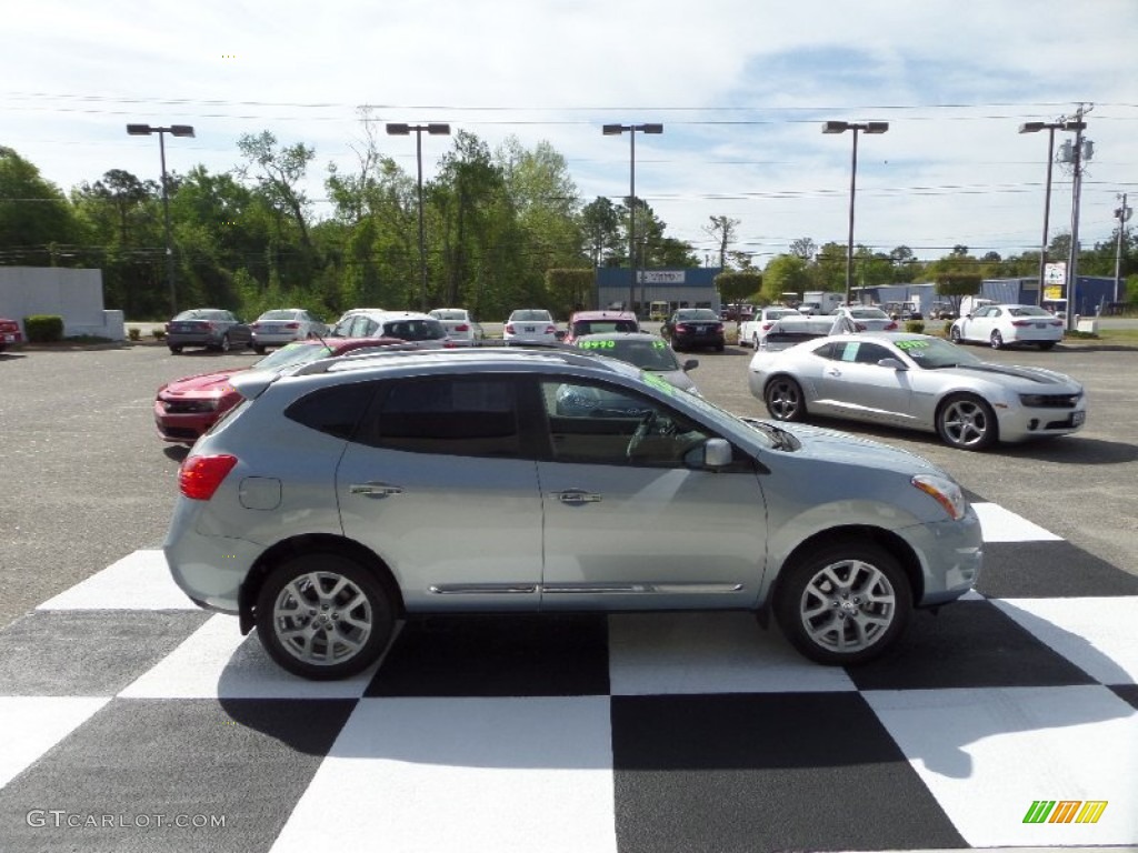 2013 Rogue SL AWD - Brilliant Silver / Gray photo #3