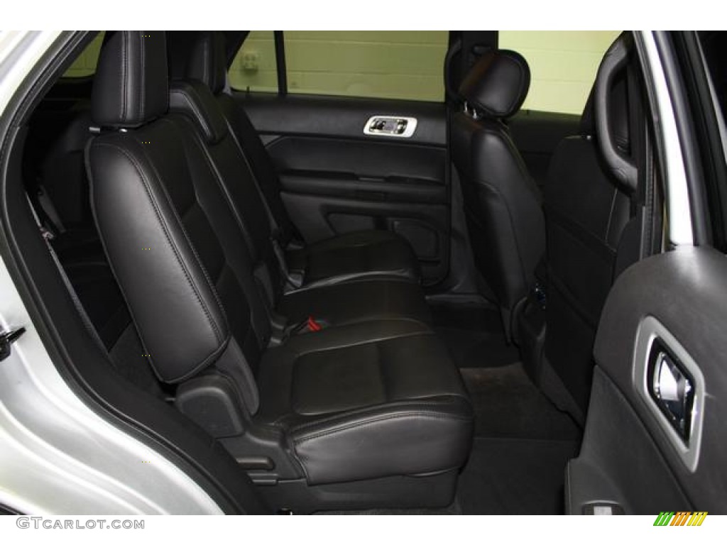 2011 Explorer XLT 4WD - Ingot Silver Metallic / Charcoal Black photo #23