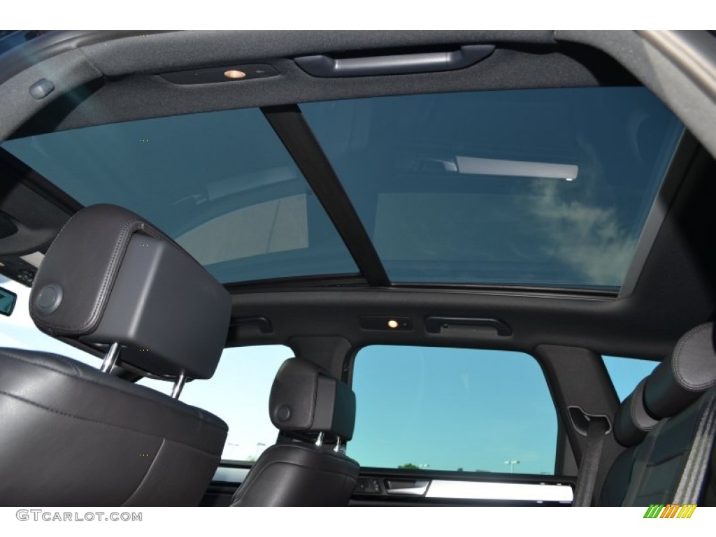 2014 Volkswagen Touareg V6 R-Line 4Motion Sunroof Photos