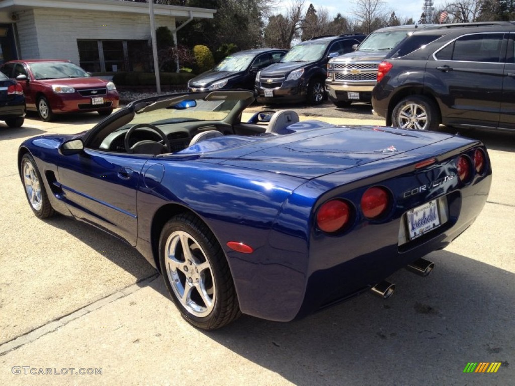 2004 Corvette Convertible - LeMans Blue Metallic / Light Gray photo #16