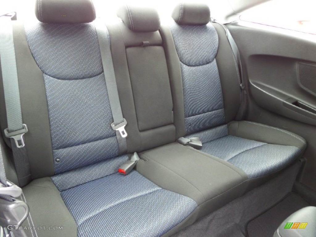 2013 Elantra Coupe GS - Silver / Black photo #14