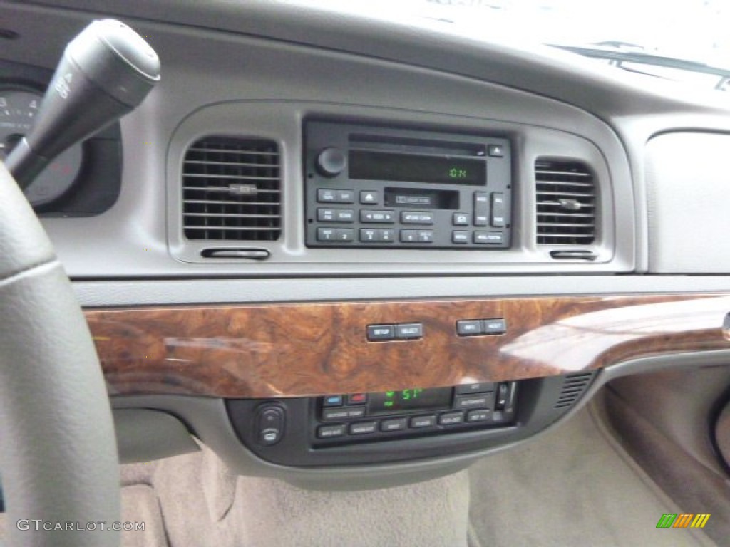 2010 Grand Marquis LS Ultimate Edition - Norsea Blue Metallic / Medium Light Stone photo #13