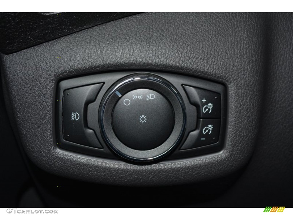 2014 Ford Transit Connect XLT Van Controls Photo #92656636