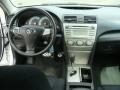 Super White - Camry SE Photo No. 12