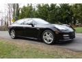 Black - Panamera 4 Photo No. 9