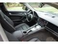 Black - Panamera 4 Photo No. 20