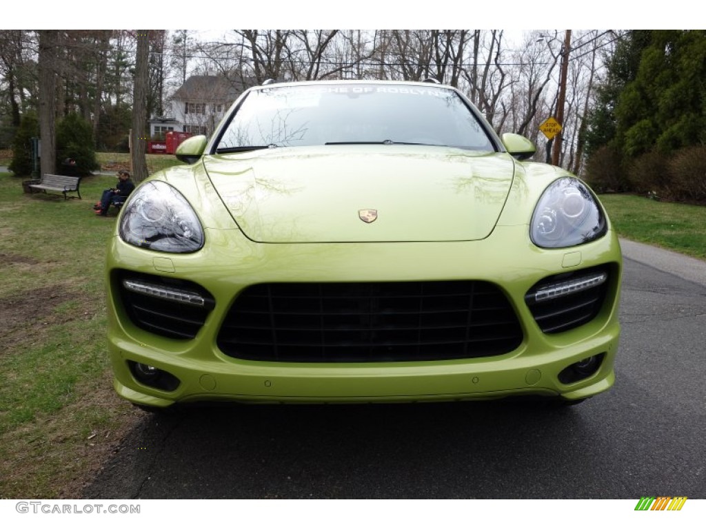 Peridot Metallic 2014 Porsche Cayenne GTS Exterior Photo #92660860