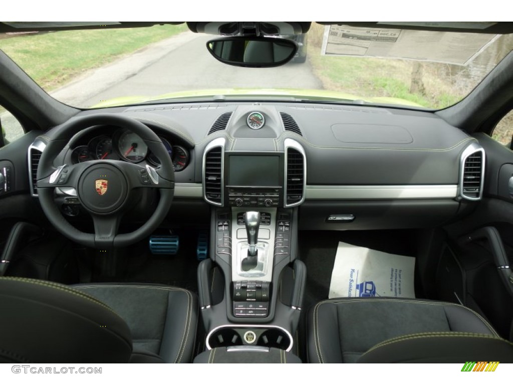 2014 Porsche Cayenne GTS GTS Black Leather/Alcantara w/Peridot Dashboard Photo #92661169