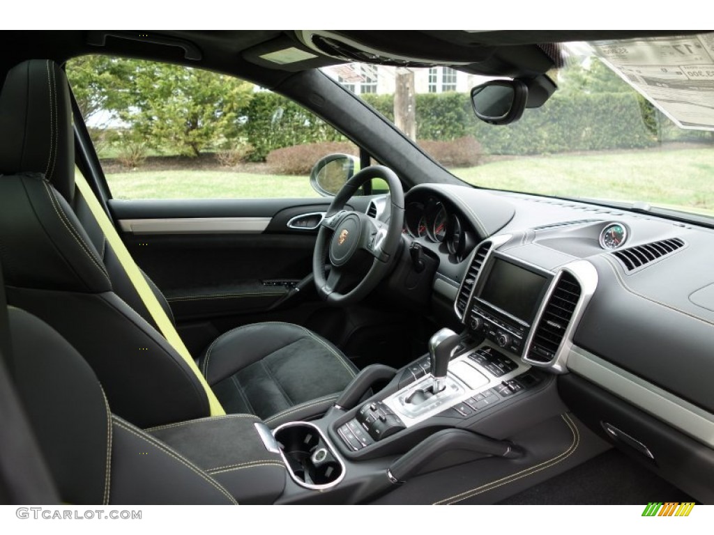 2014 Porsche Cayenne GTS GTS Black Leather/Alcantara w/Peridot Dashboard Photo #92661334