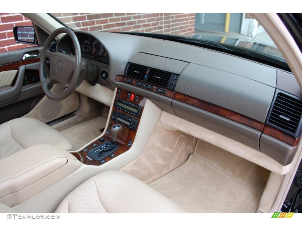 1996 Mercedes-Benz S 500 Sedan Parchment Dashboard Photo #92661772