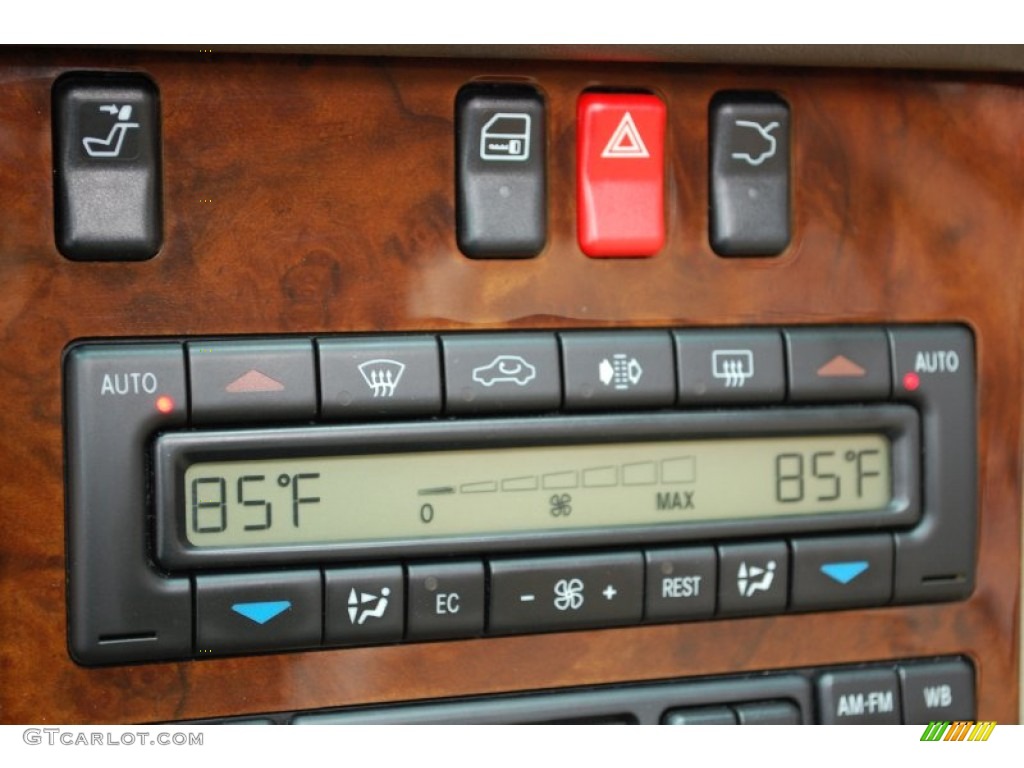 1996 Mercedes-Benz S 500 Sedan Controls Photo #92662372