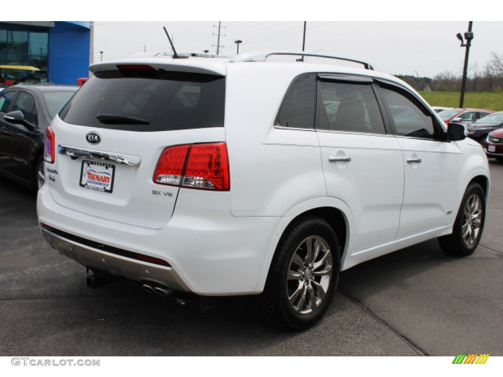 2011 Sorento SX V6 AWD - Snow White Pearl / Black photo #3