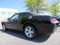 Black - Challenger SXT Photo No. 2