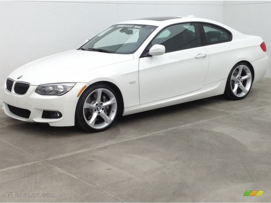 2013 3 Series 335i Coupe - Alpine White / Black photo #5