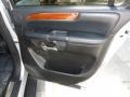 Silver Indulgence - QX 56 4WD Photo No. 23