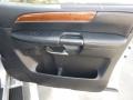 Silver Indulgence - QX 56 4WD Photo No. 25