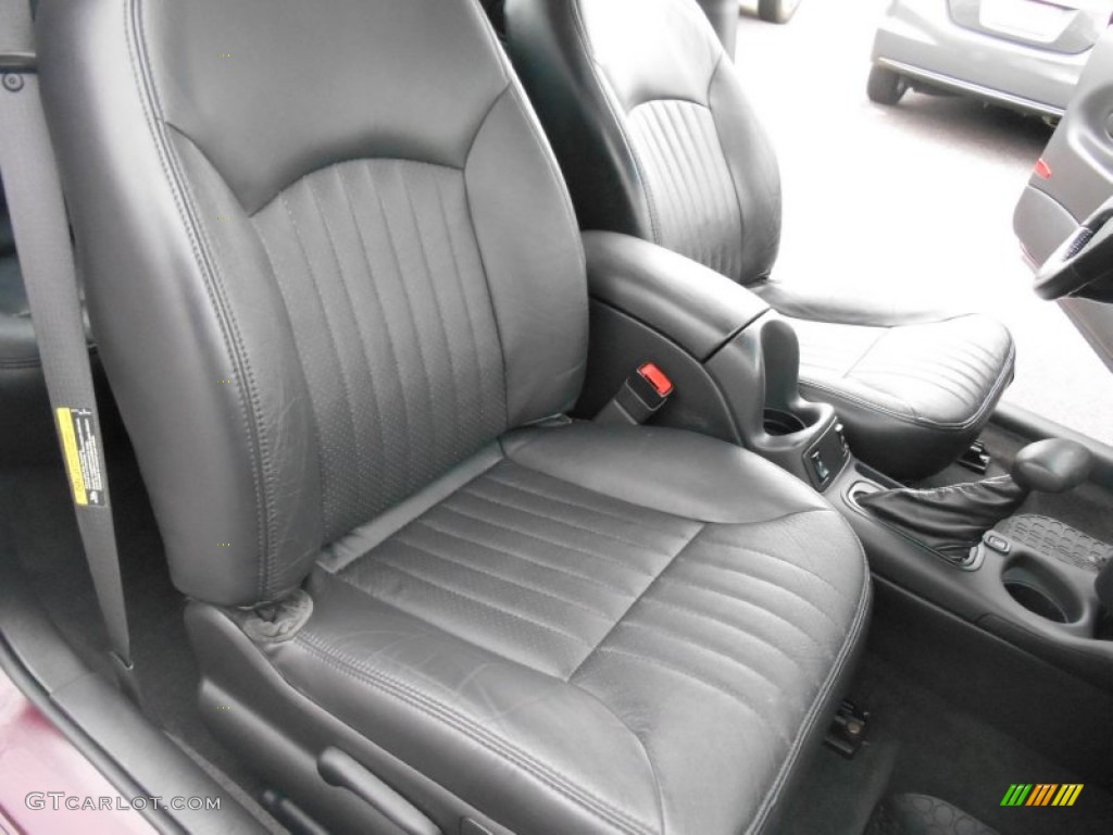 Ebony Black Interior 2003 Chevrolet Monte Carlo SS Photo #92675983