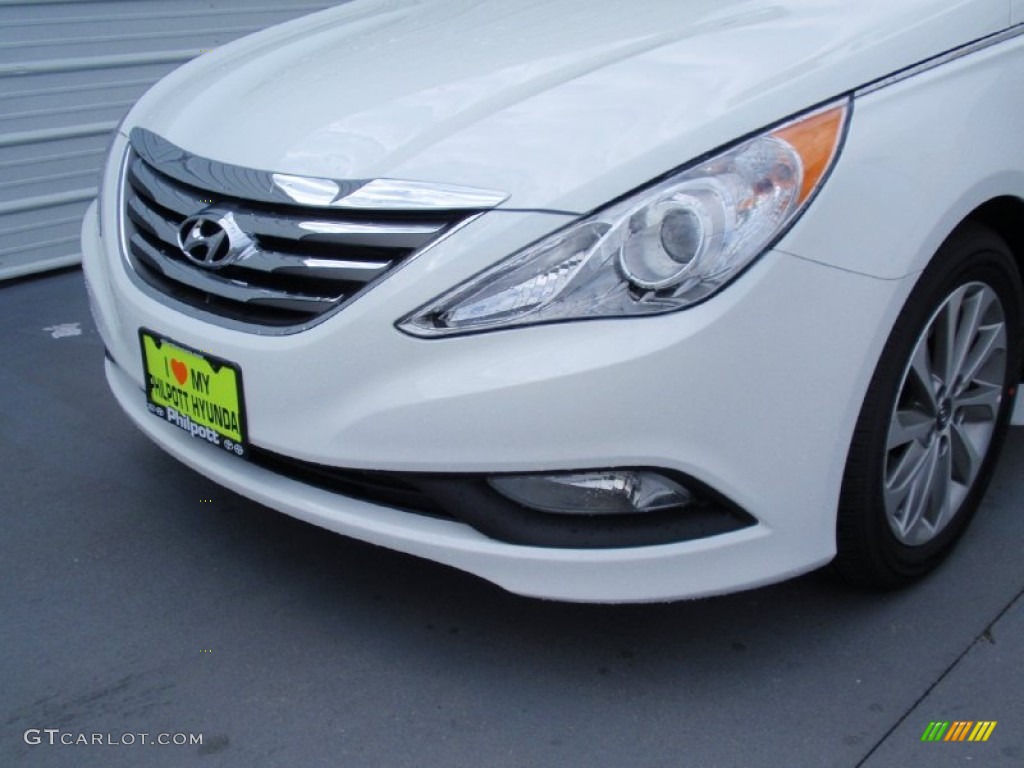 2014 Sonata Limited - Pearl White / Black photo #11