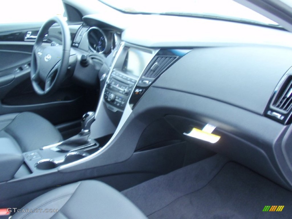 2014 Sonata Limited - Pearl White / Black photo #18
