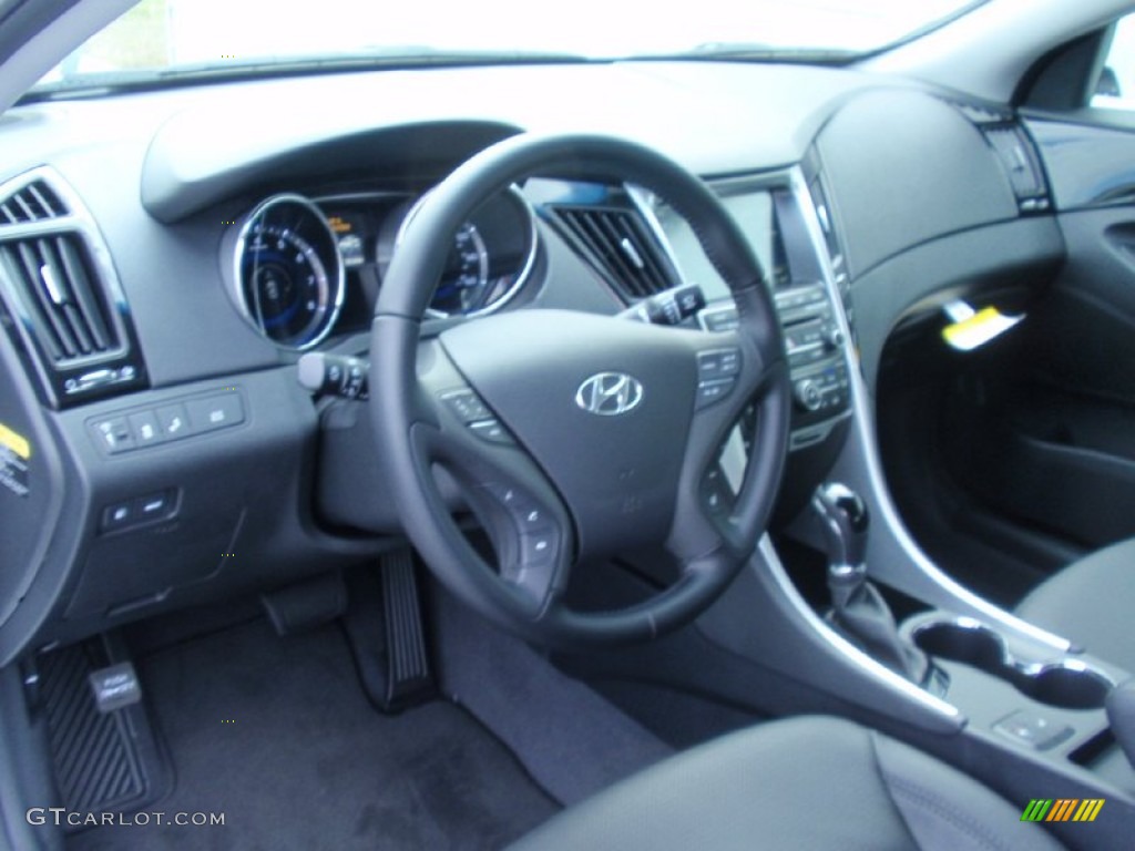 2014 Sonata Limited - Pearl White / Black photo #25