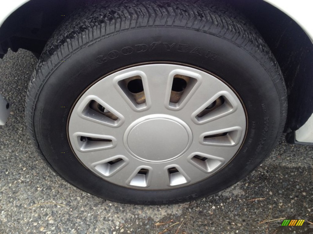 2007 Ford Crown Victoria Standard Crown Victoria Model Wheel Photos